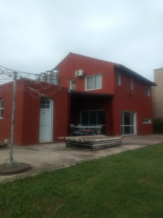 CASA TRES DOMITORIOS BARRIO LOGARITMO ROSARIO SANTA FE